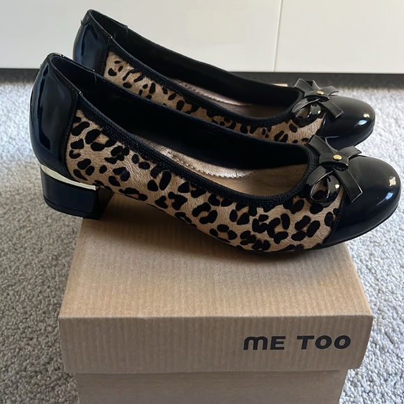 Premium Leather Upper, Flex Construction, Heel cushion sole, Genuine Calf Hair. - Picture 2 of 6